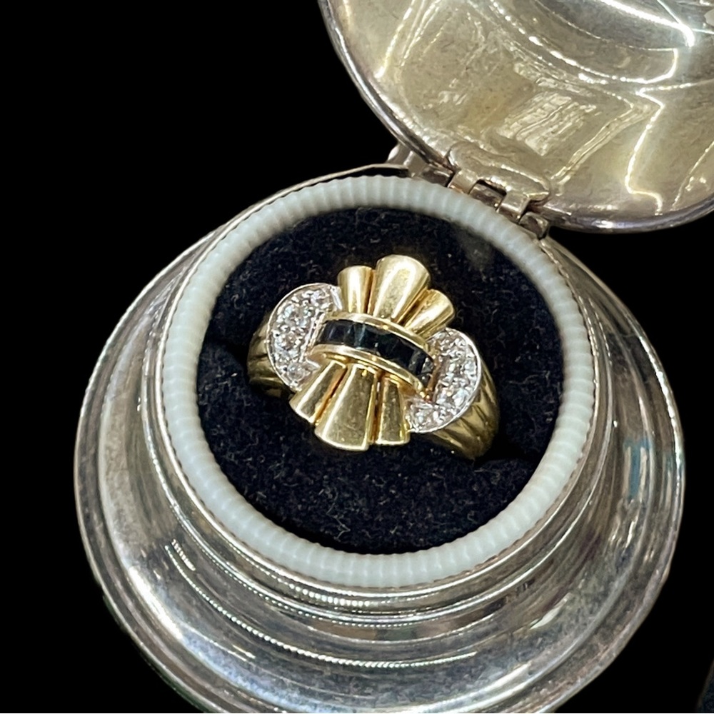 ✨RARE 18k Art Deco Solid Gold Tank Ring with Diamonds
